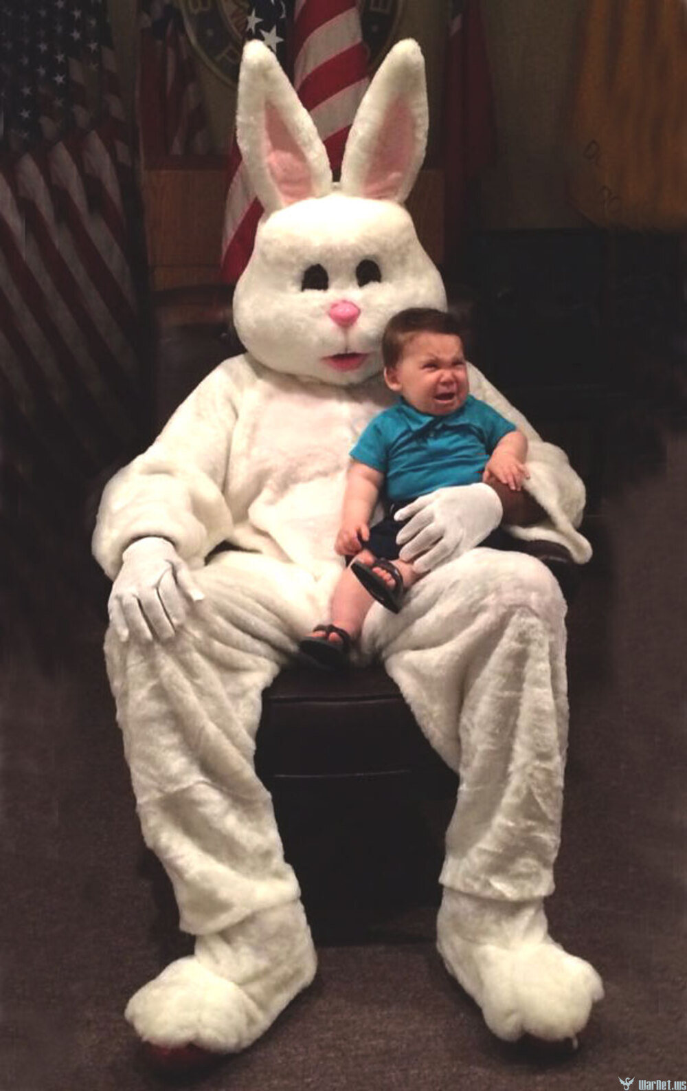 Страшный костюм кролика