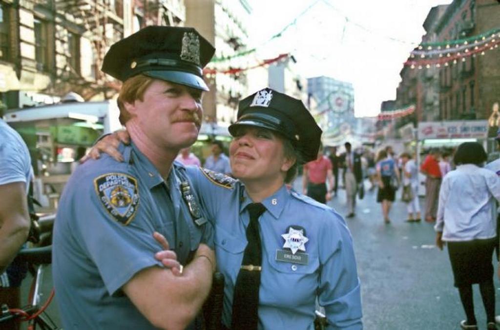 Америка в 1990. Полиция Нью-Йорка 70-80-е. Полиция Нью-Йорка 1960. Нью-Йорк 80х полиция. Нью Йорк 1985.